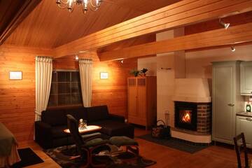 Фото номера Коттедж с видом на озеро Дома для отпуска Cottage Baydar г. Jyräänkoski 81